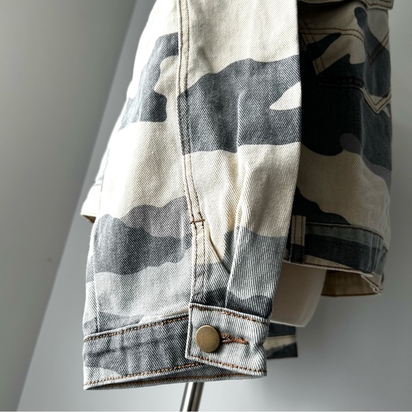 🌸NWT Easel Camo Styler Washed Twill Jacket. Grey/ Creme. 1 SM 1 MED 1 LRG - Picture 9 of 11